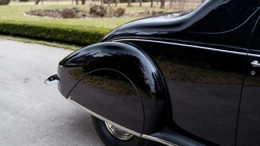 1938 Lincoln Zephyr - Image 10 of 31