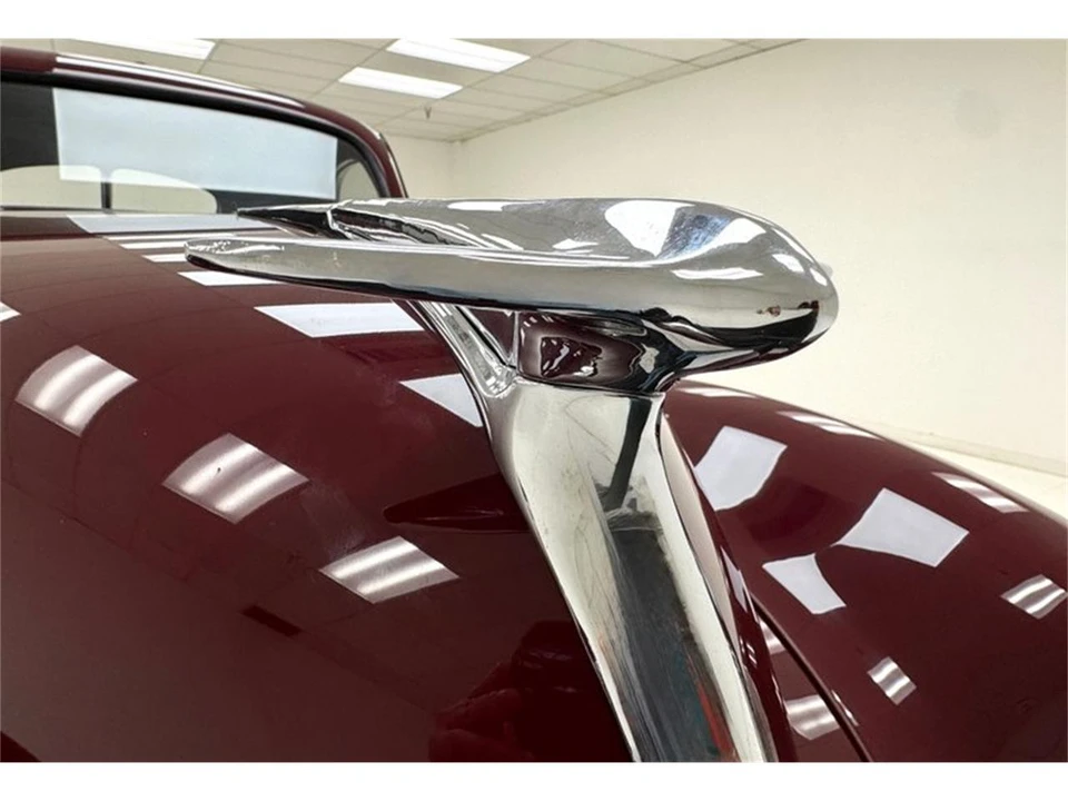 1938 Lincoln Zephyr - Image 10 of 31