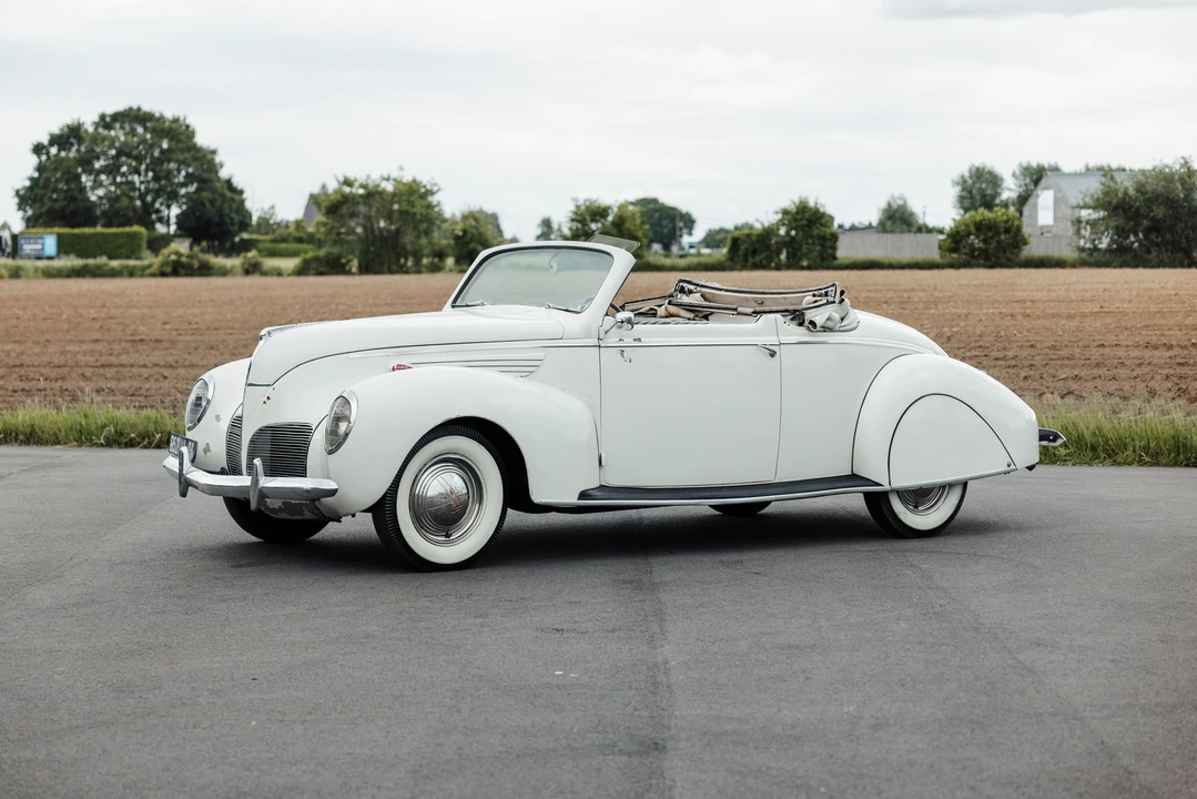 1938 Lincoln Zephyr - Image 2 of 31
