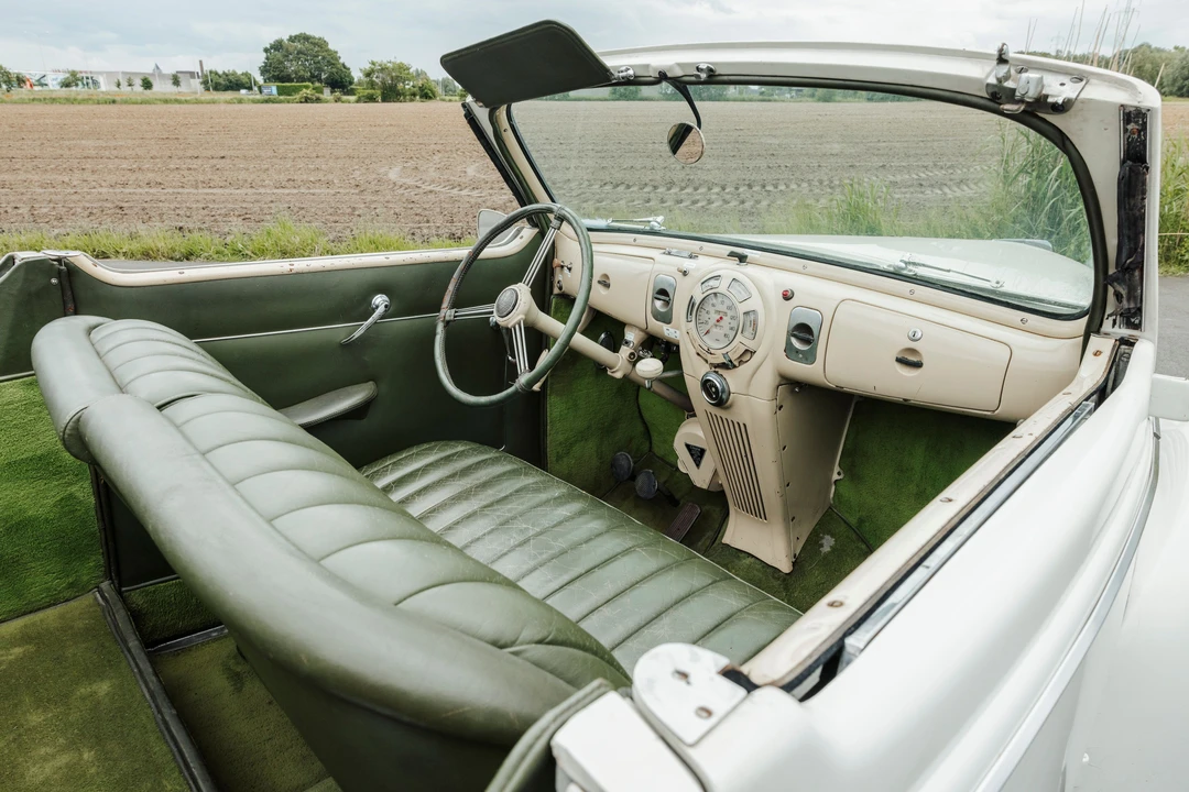 1938 Lincoln Zephyr - Image 12 of 31