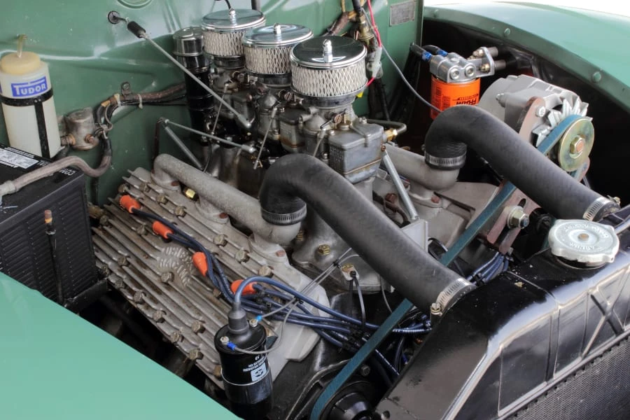 1938 Mercury Eight - Image 6 of 12