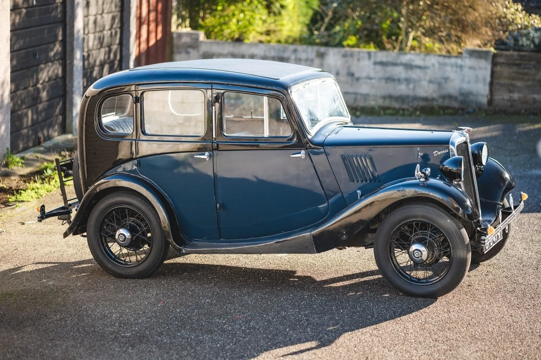 1938 Morris - Image 2 of 30
