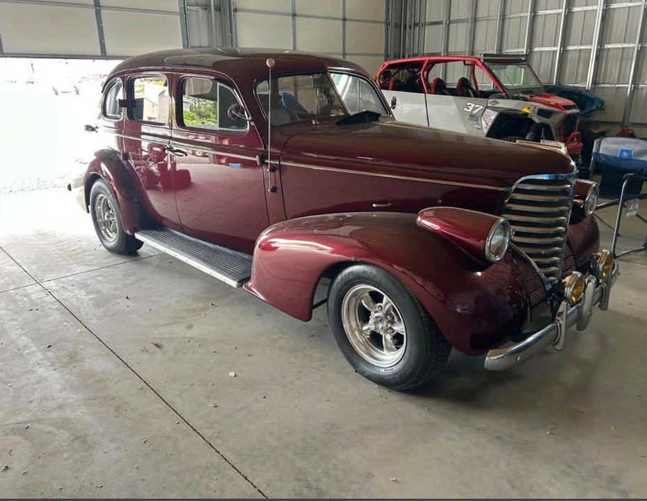 Oldsmobile F-Series - Image 2 of 10