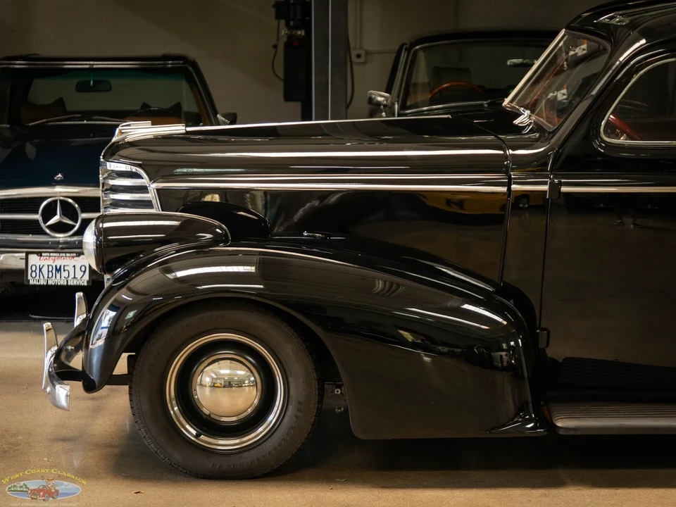 1938 Oldsmobile F-Series - Image 5 of 21