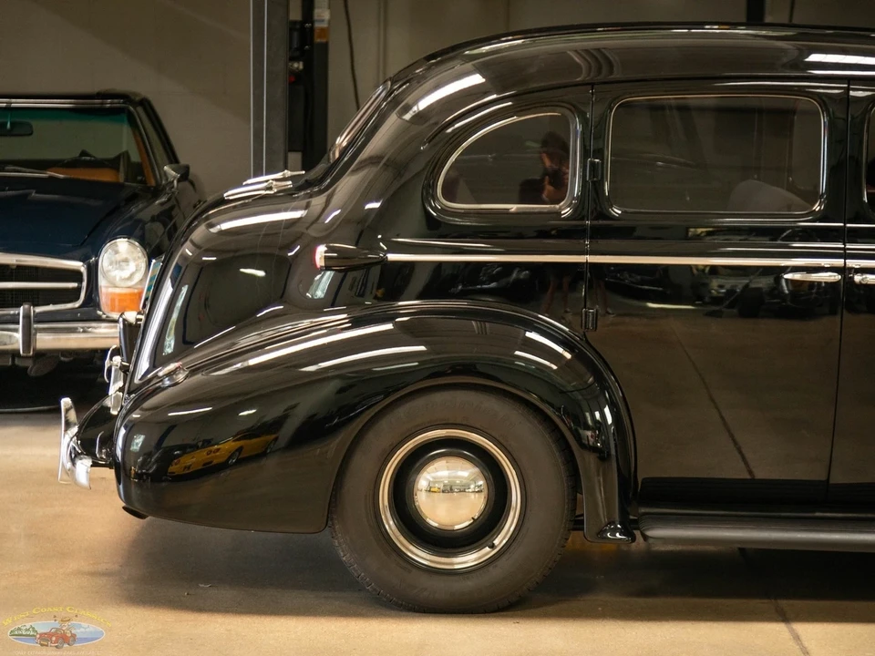 1938 Oldsmobile F-Series - Image 2 of 21