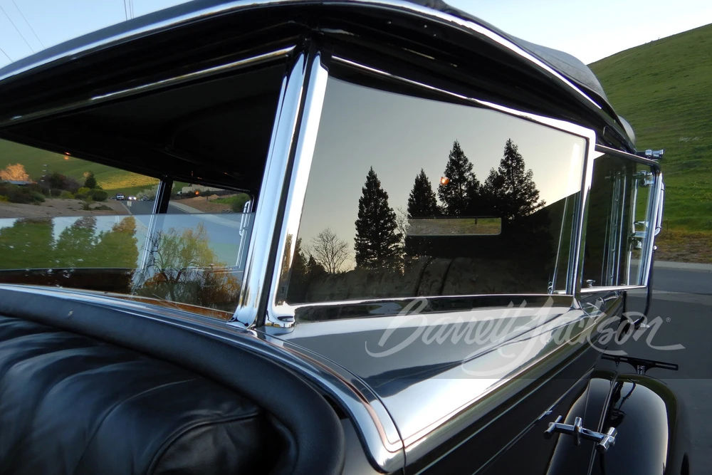 1938 Packard Twelve - Image 12 of 18