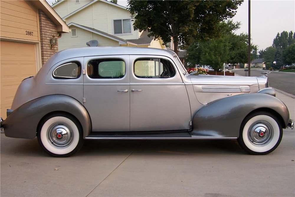 1938 Packard Eight - Image 8 of 8