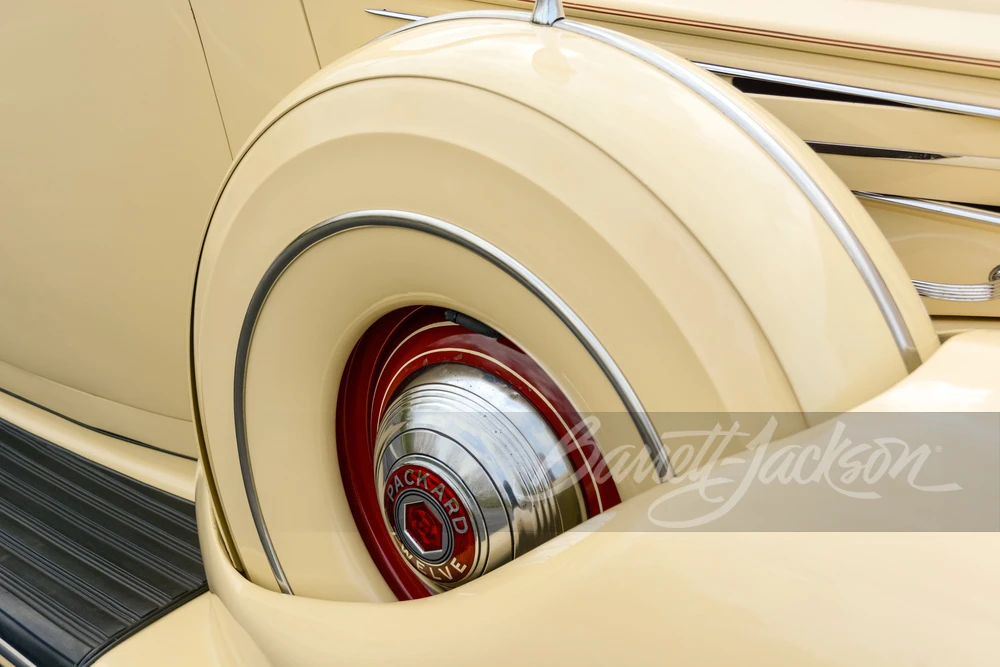 1938 Packard Twelve - Image 4 of 16
