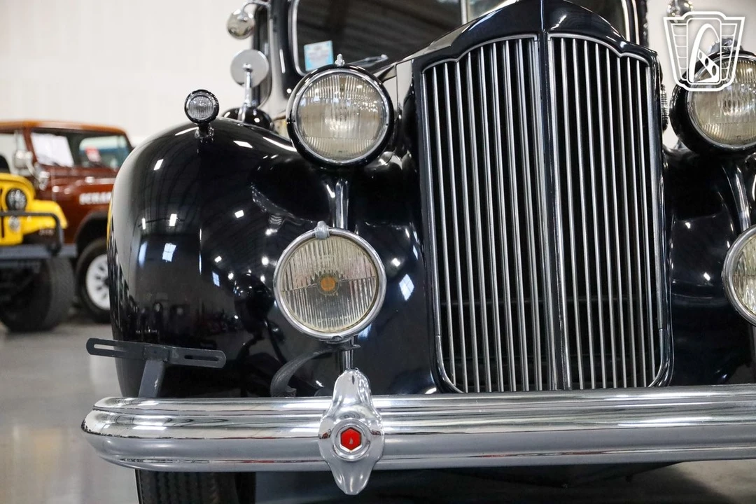 1938 Packard Eight - Image 9 of 12
