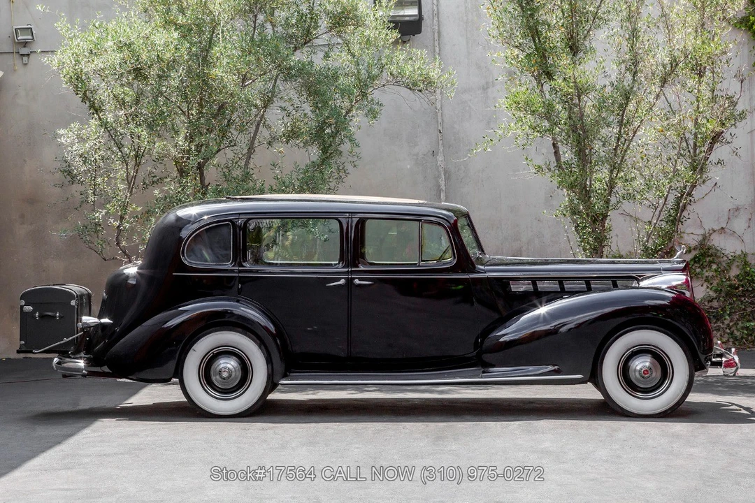 1938 Packard Twelve - Image 4 of 31