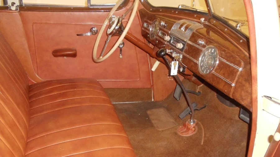 1938 Packard Eight - Image 11 of 31