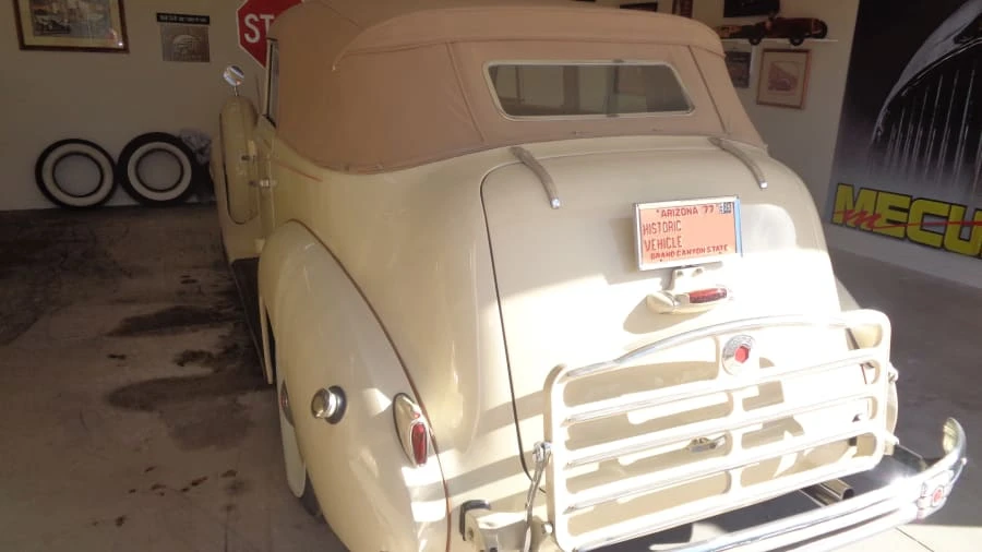 1938 Packard Eight - Image 5 of 31