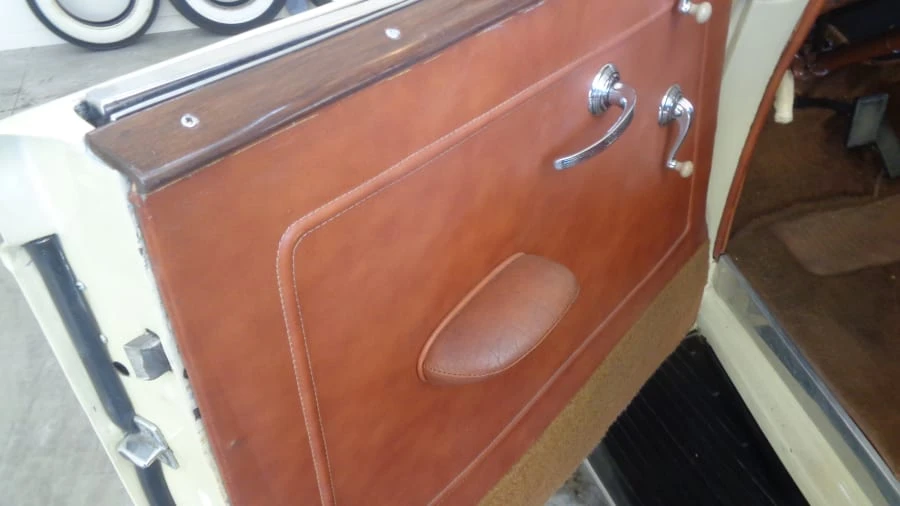 1938 Packard Eight - Image 16 of 31