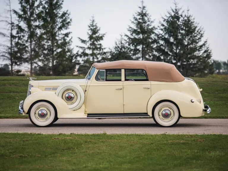 1938 Packard Eight - Image 6 of 24