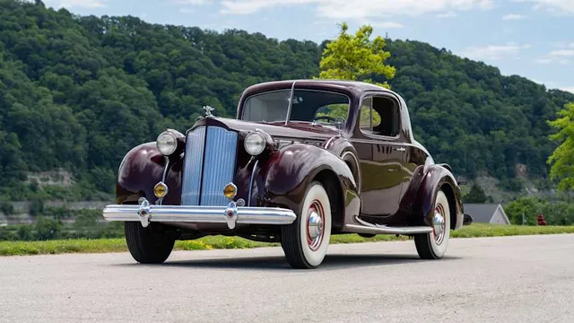 1938 Packard 1604 Super Eight Coupe