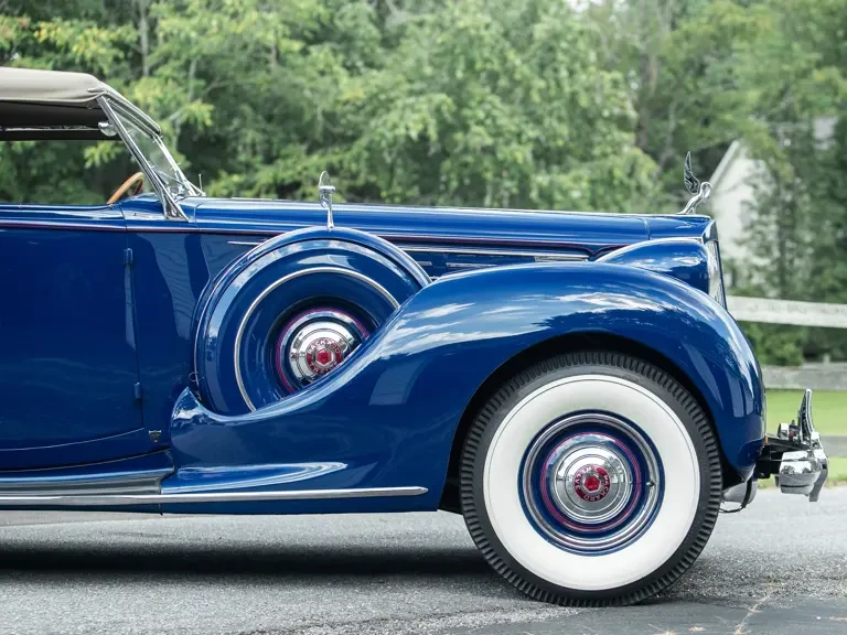 1938 Packard Twelve - Image 16 of 31