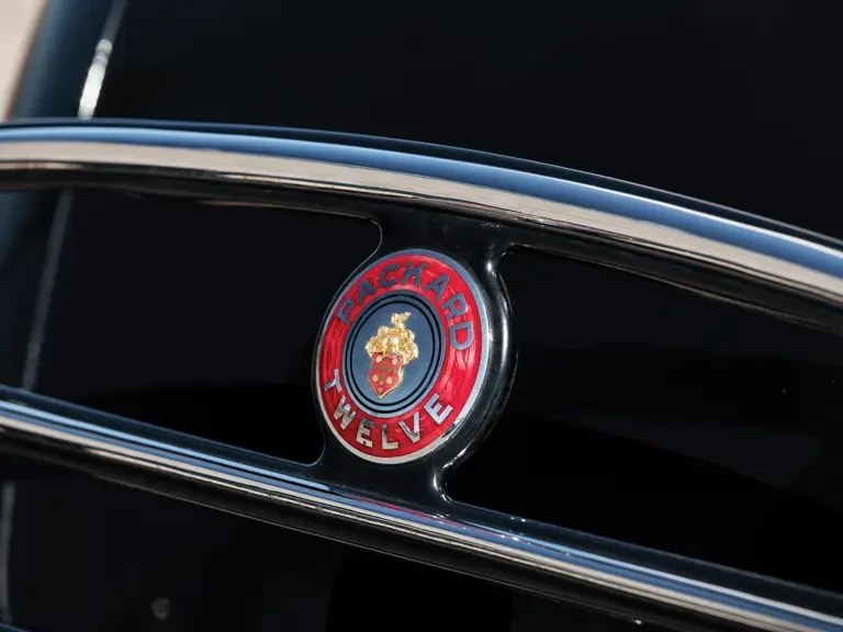 1938 Packard Twelve - Image 8 of 24