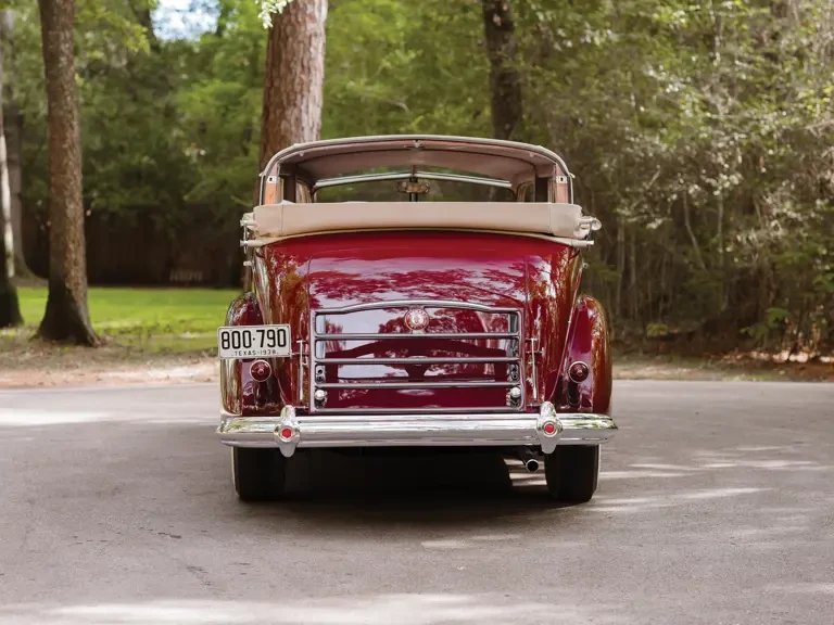 1938 Packard Twelve - Image 8 of 31