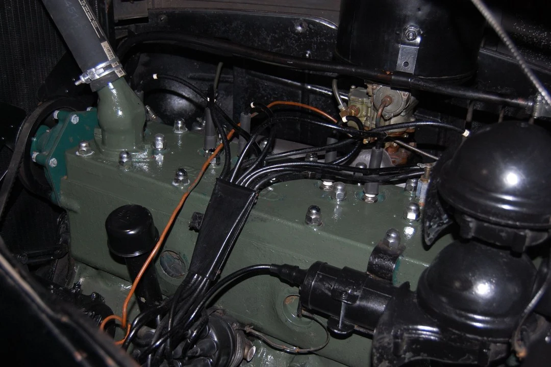 1938 Packard Twelve - Image 4 of 31