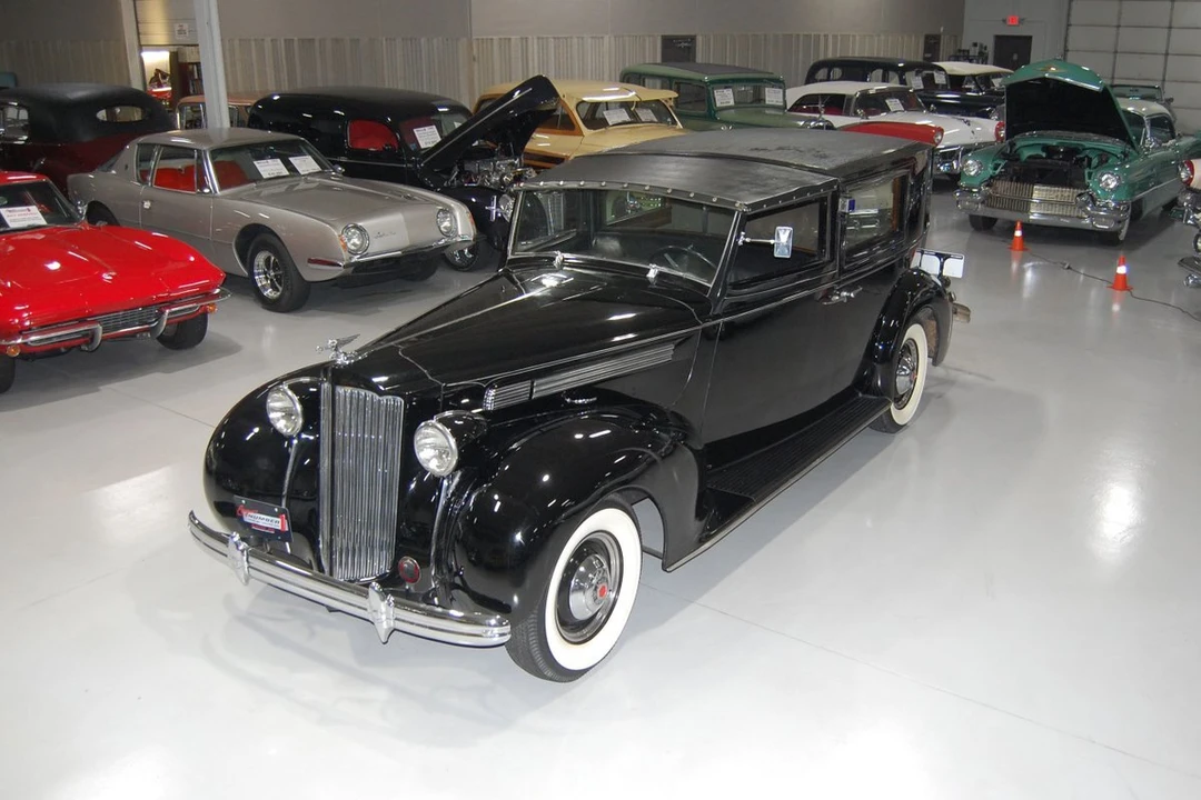 1938 Packard Twelve - Image 6 of 31