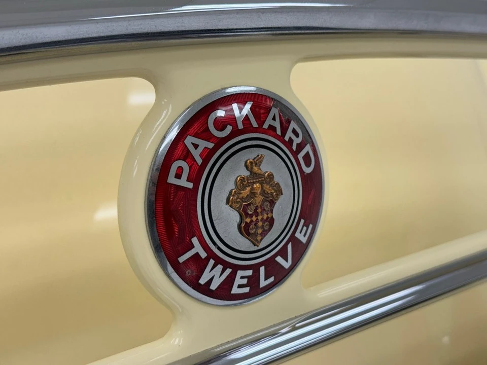 1938 Packard - Image 25 of 31