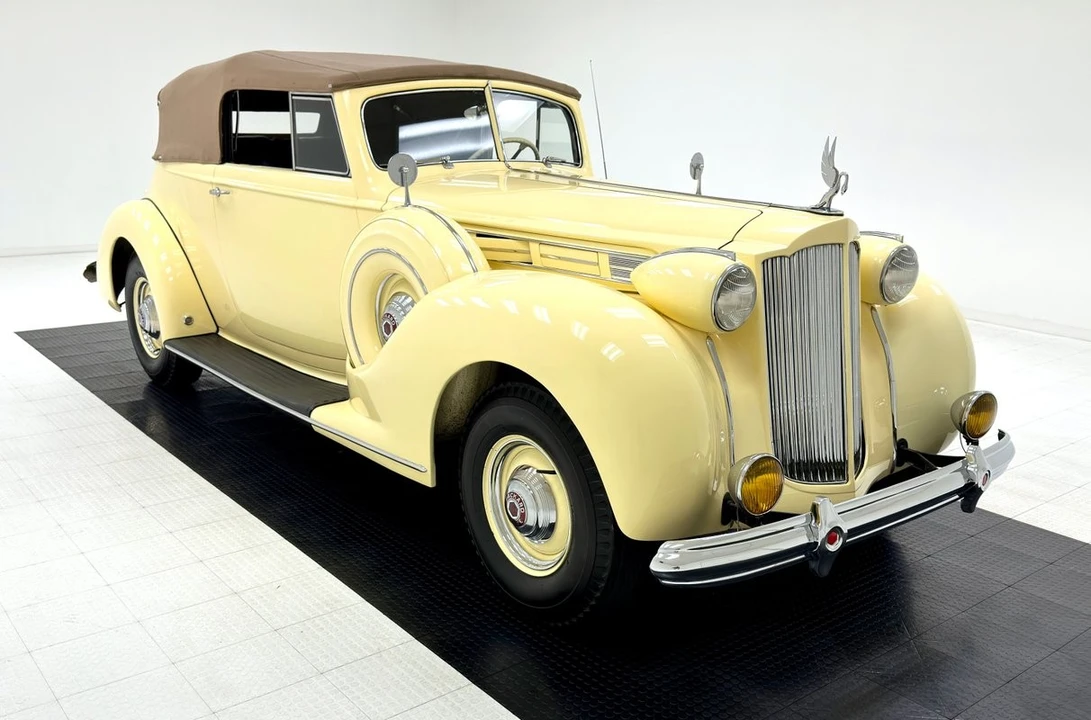 1938 Packard Twelve - Image 10 of 12