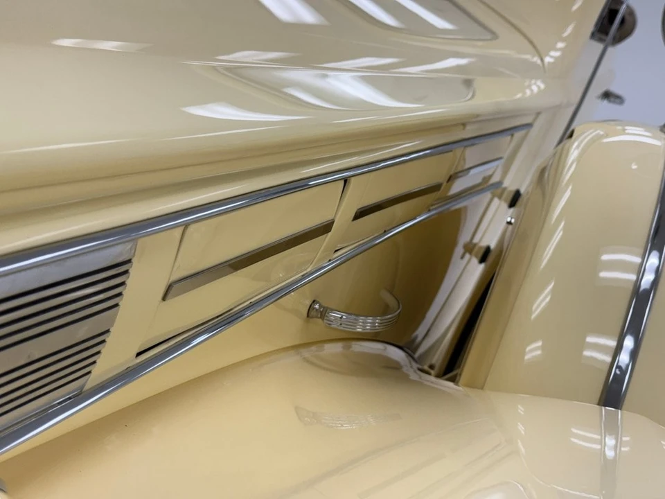 1938 Packard - Image 16 of 31