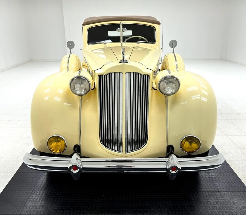 1938 Packard - Image 11 of 31