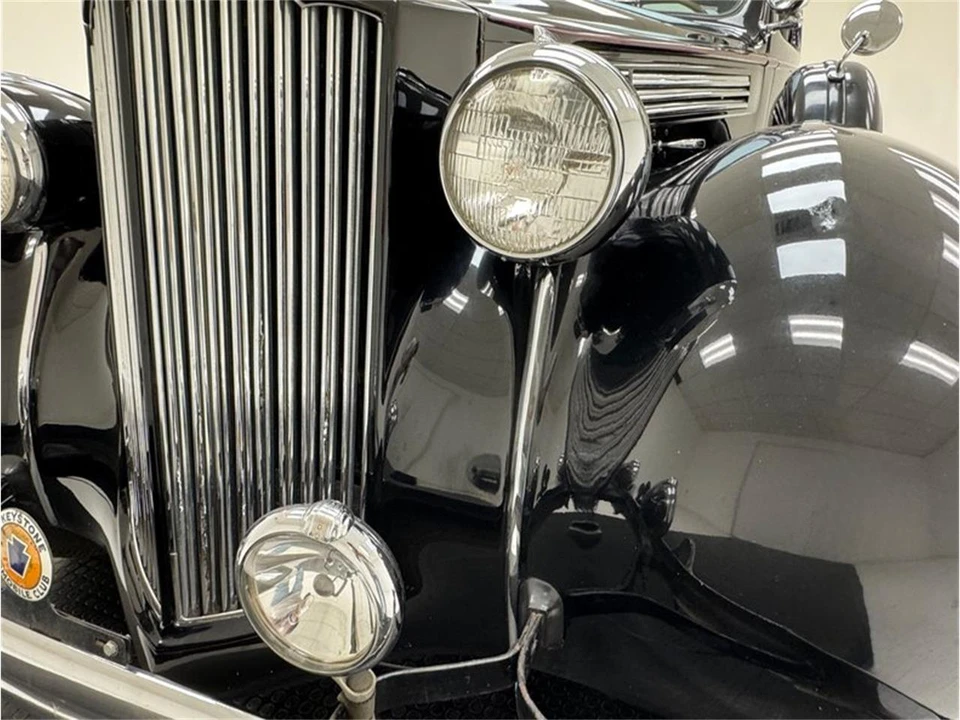 1938 Packard Eight - Image 11 of 31