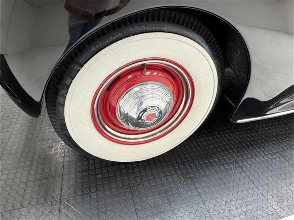 1938 Packard Eight - Image 12 of 31
