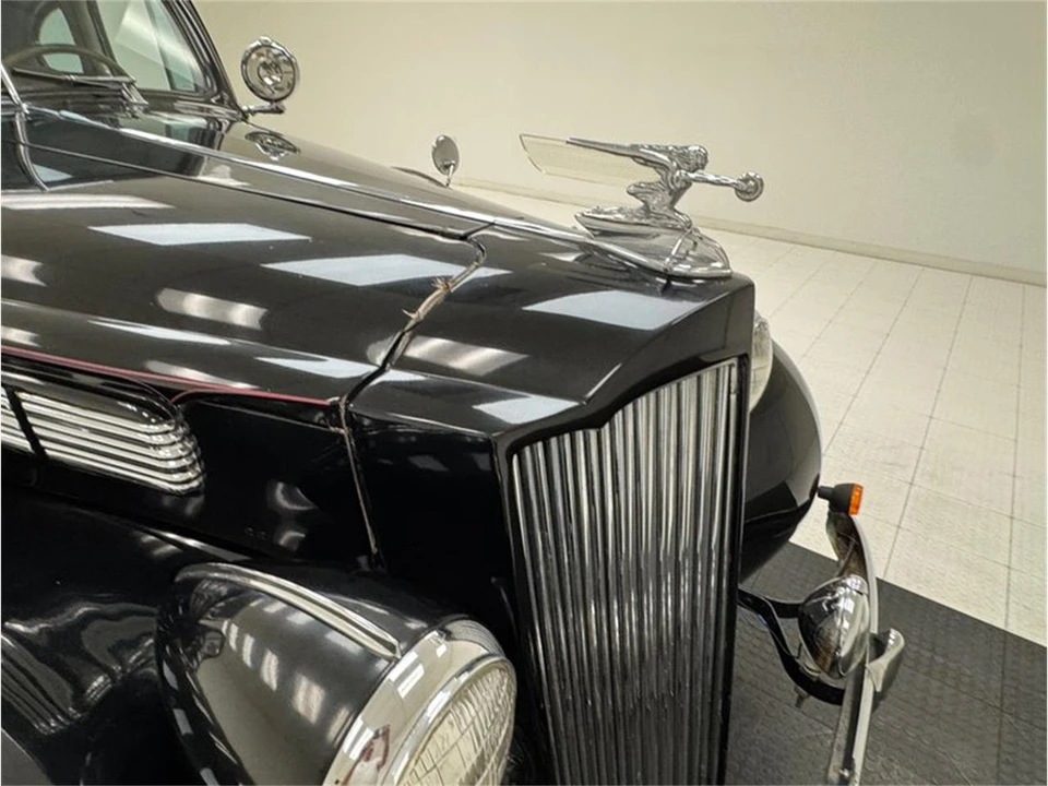 1938 Packard Eight - Image 28 of 31