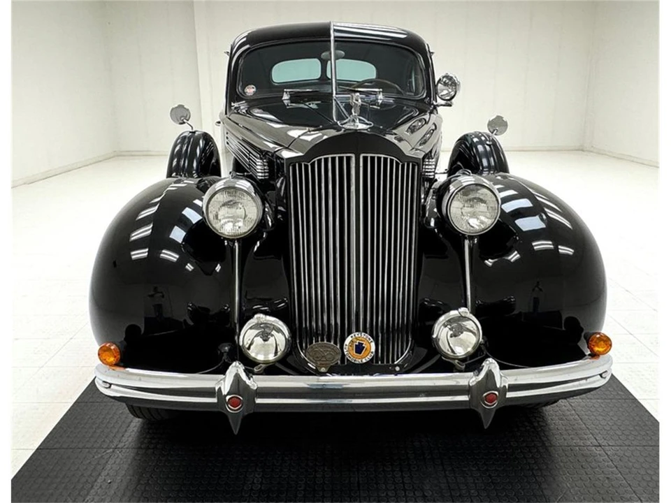 1938 Packard Eight - Image 8 of 31