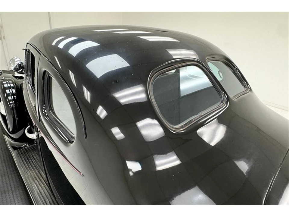 1938 Packard Eight - Image 18 of 31