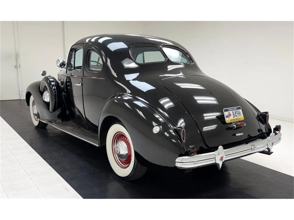 1938 Packard Eight - Image 3 of 31