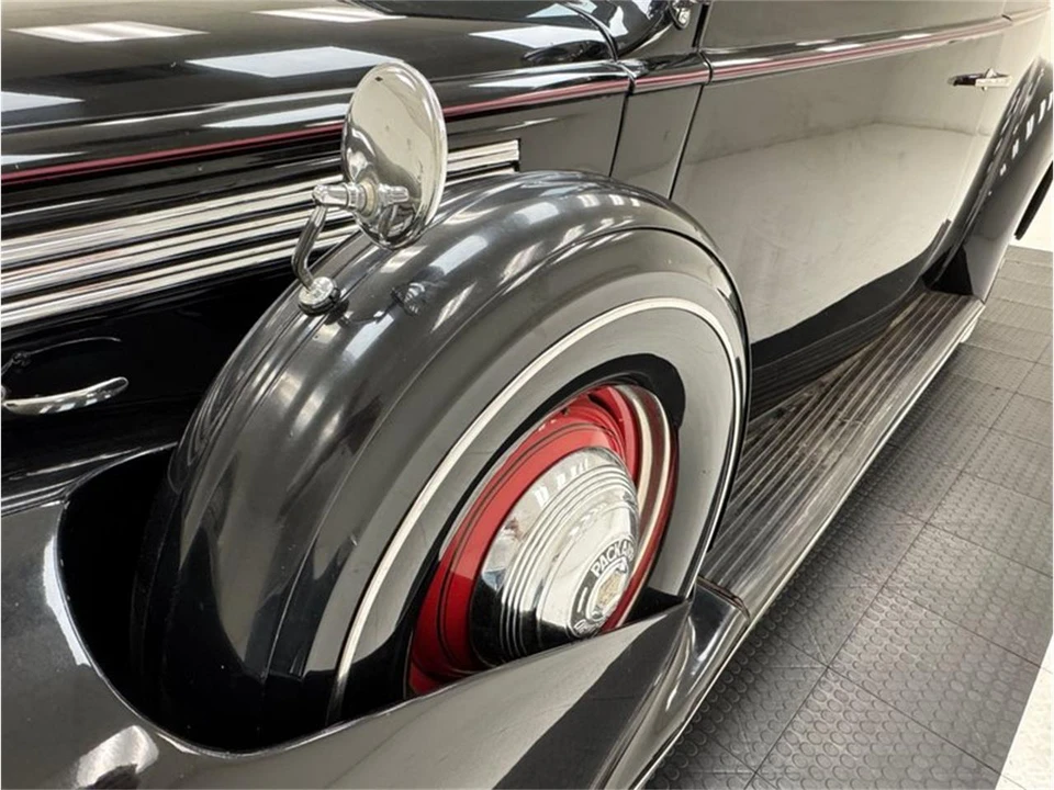 1938 Packard Eight - Image 14 of 31