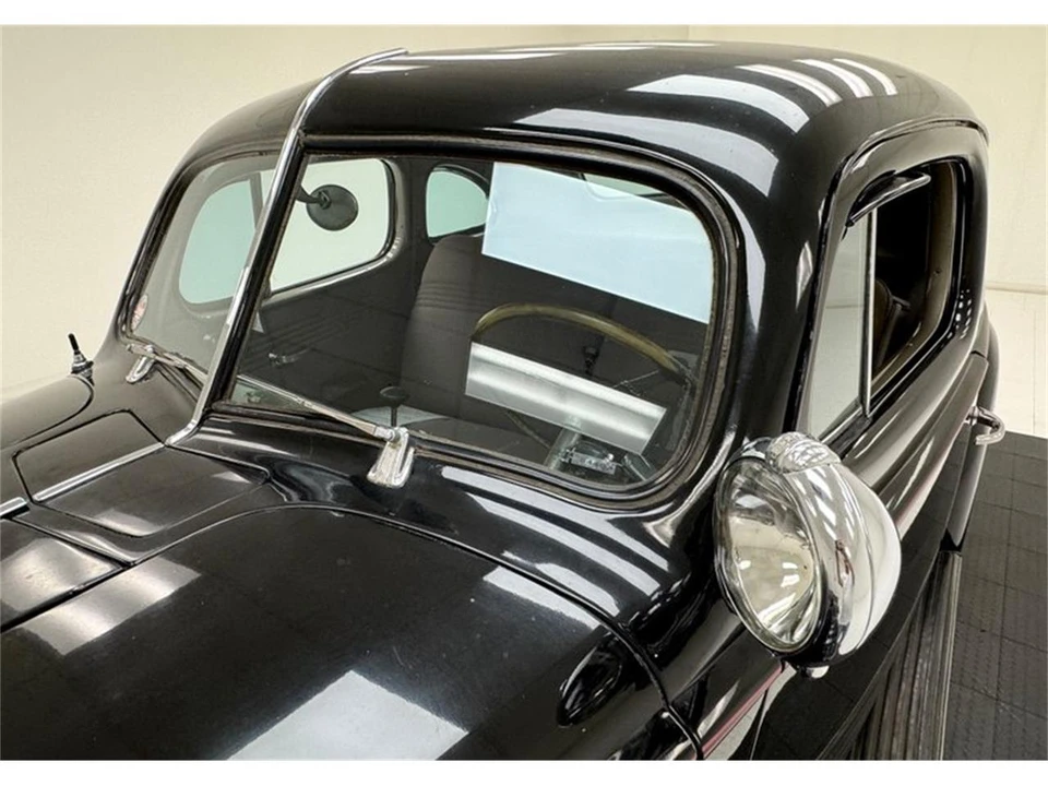 1938 Packard Eight - Image 15 of 31