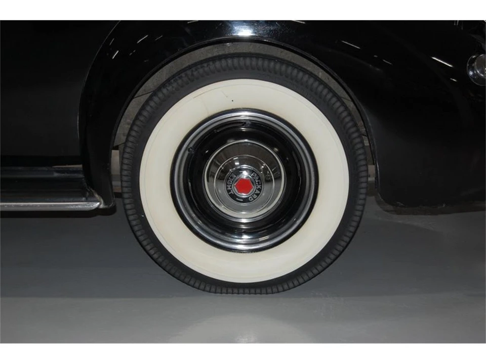 1938 Packard Eight - Image 21 of 31