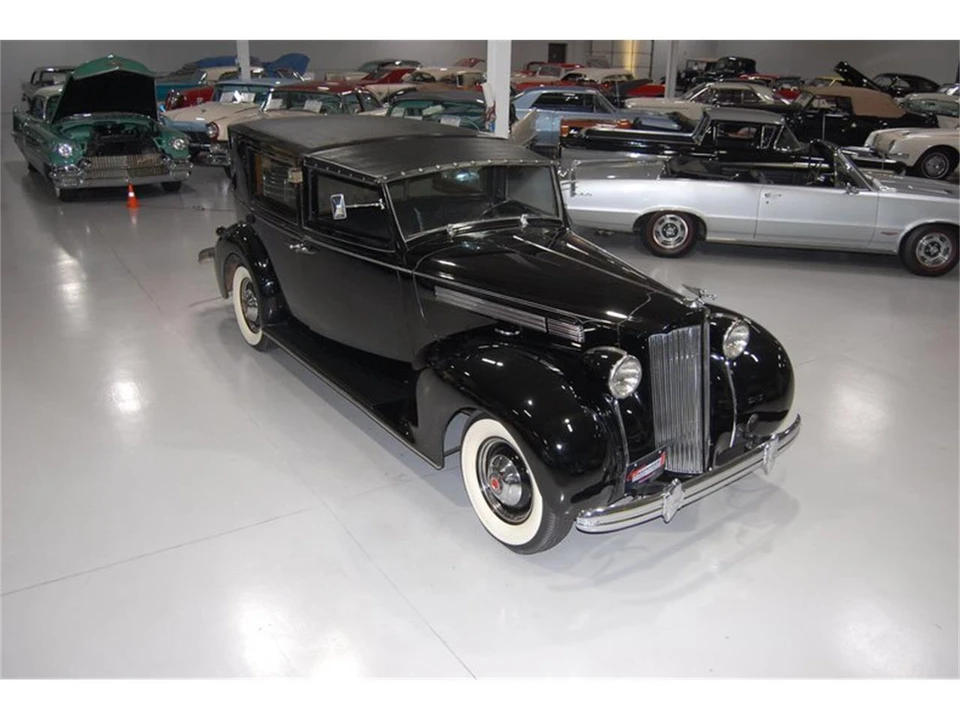 1938 Packard Eight - Image 4 of 31