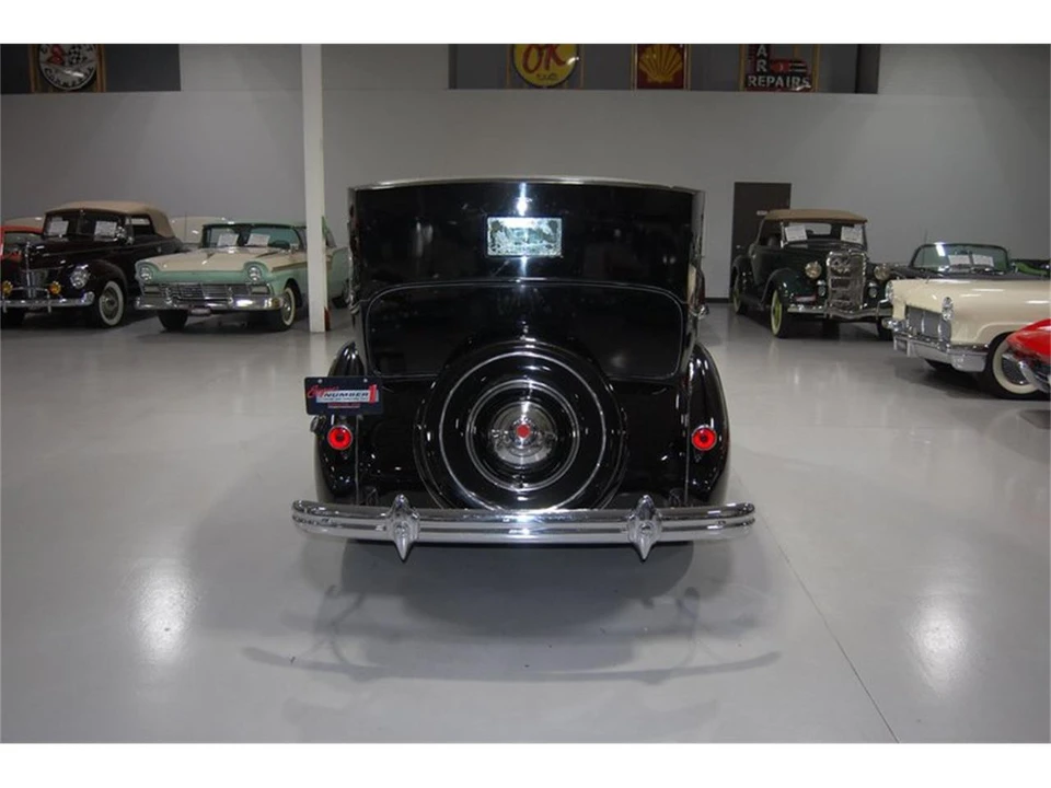 1938 Packard Eight - Image 15 of 31