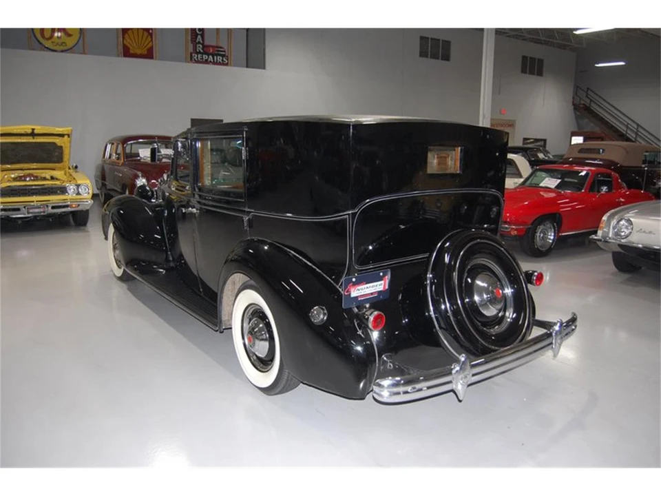 1938 Packard Eight - Image 16 of 31