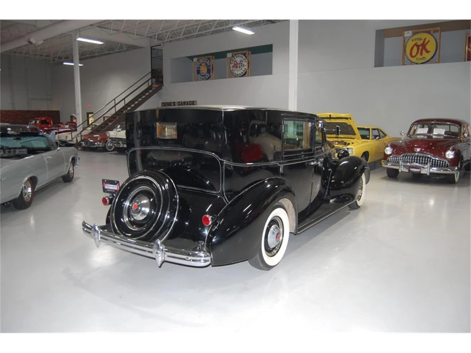 1938 Packard Eight - Image 14 of 31