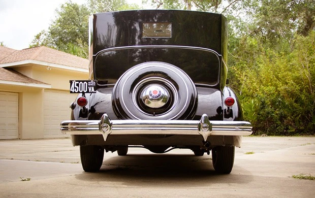 1938 Packard Eight - Image 4 of 16
