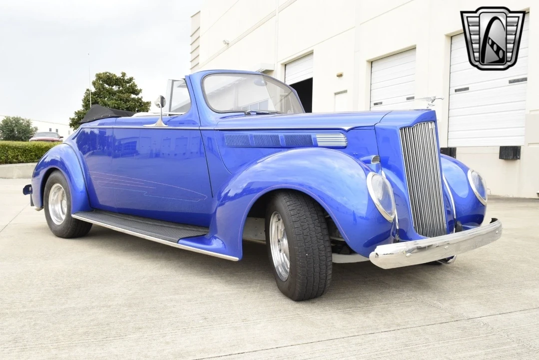 1938 Packard Eight - Image 10 of 12