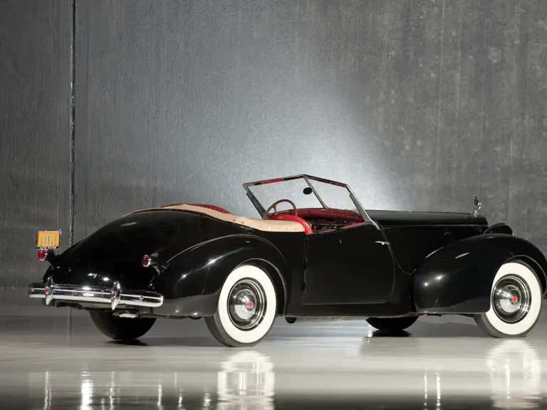 1938 Packard Eight - Image 3 of 20