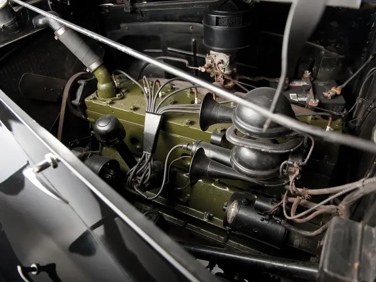 1938 Packard Eight - Image 6 of 20