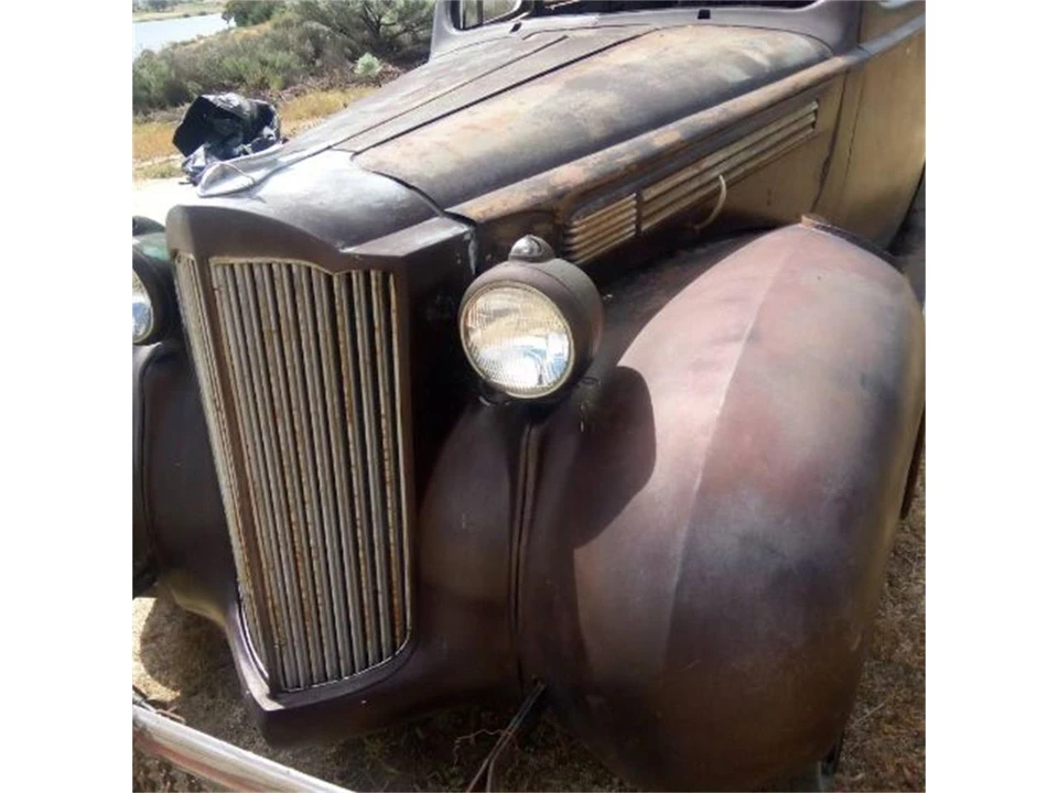 1938 Packard Twelve - Image 2 of 8
