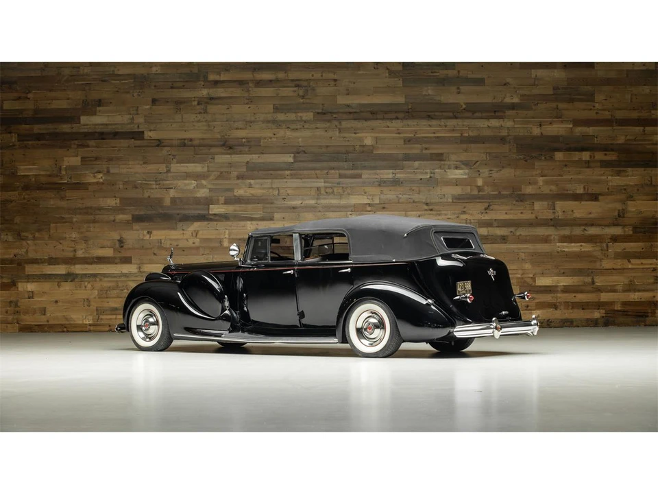 1938 Packard - Image 3 of 4