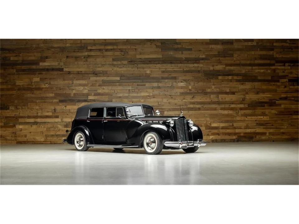 1938 Packard - Image 7 of 31