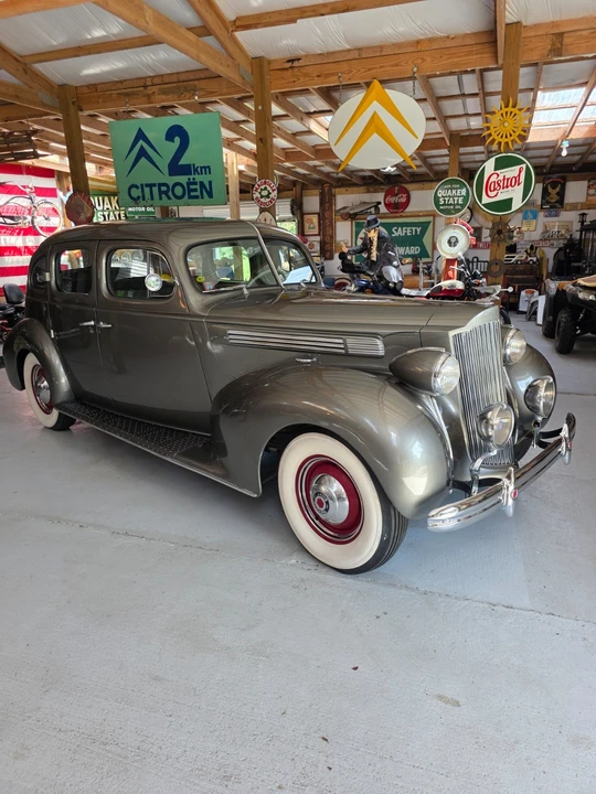 1938 Packard Eight - Image 3 of 24