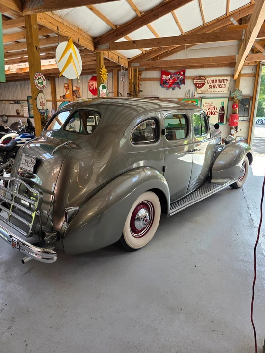 1938 Packard Eight - Image 5 of 24